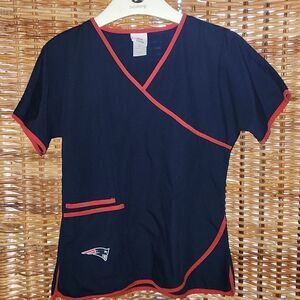 New England Patriots NFL Fan Scrub Top S